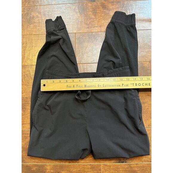 Athleta Quest Jogger Lightweight Pants Pockets Black Womens Size 2 - Picture 4 of 8